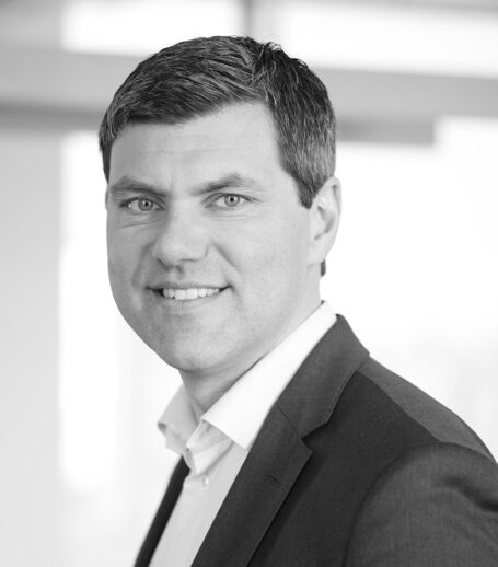 Fredrik Wilander, Grieg Investor